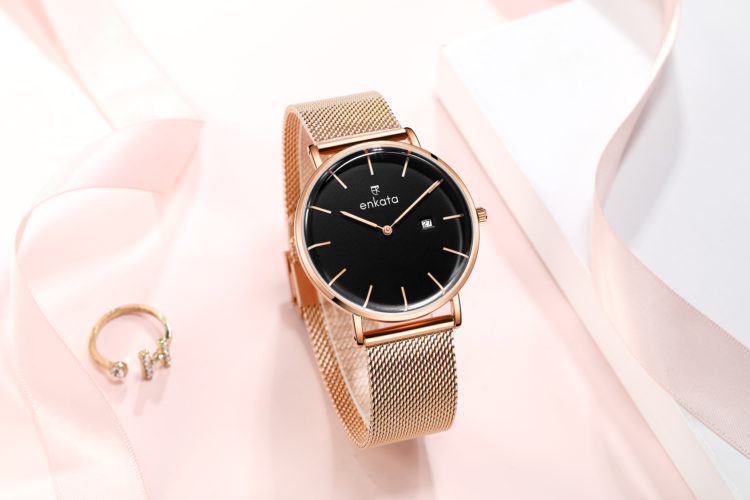 Avior Black