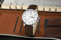Apus II Dark Brown L