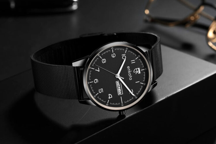 Apus II Black Mesh