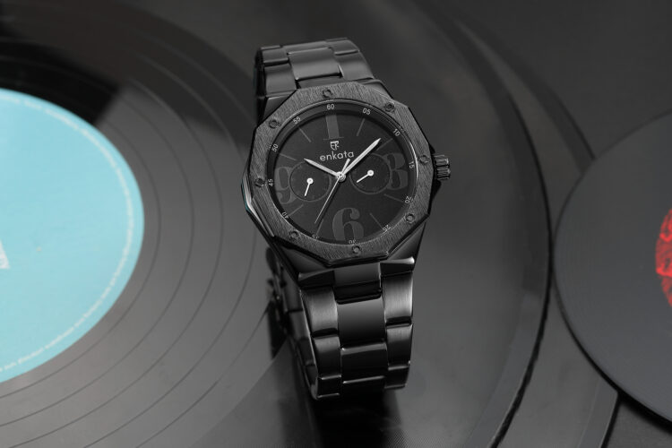 Cygnus Black